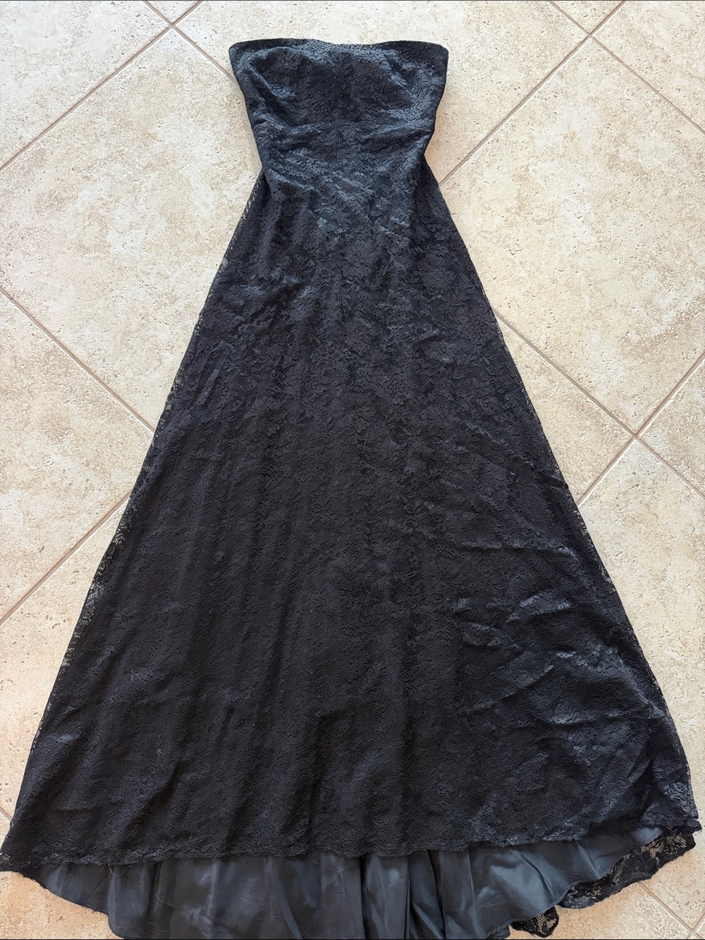 Strapless rhinestone bodice open back Lace A‑Line Gown - size 5/6